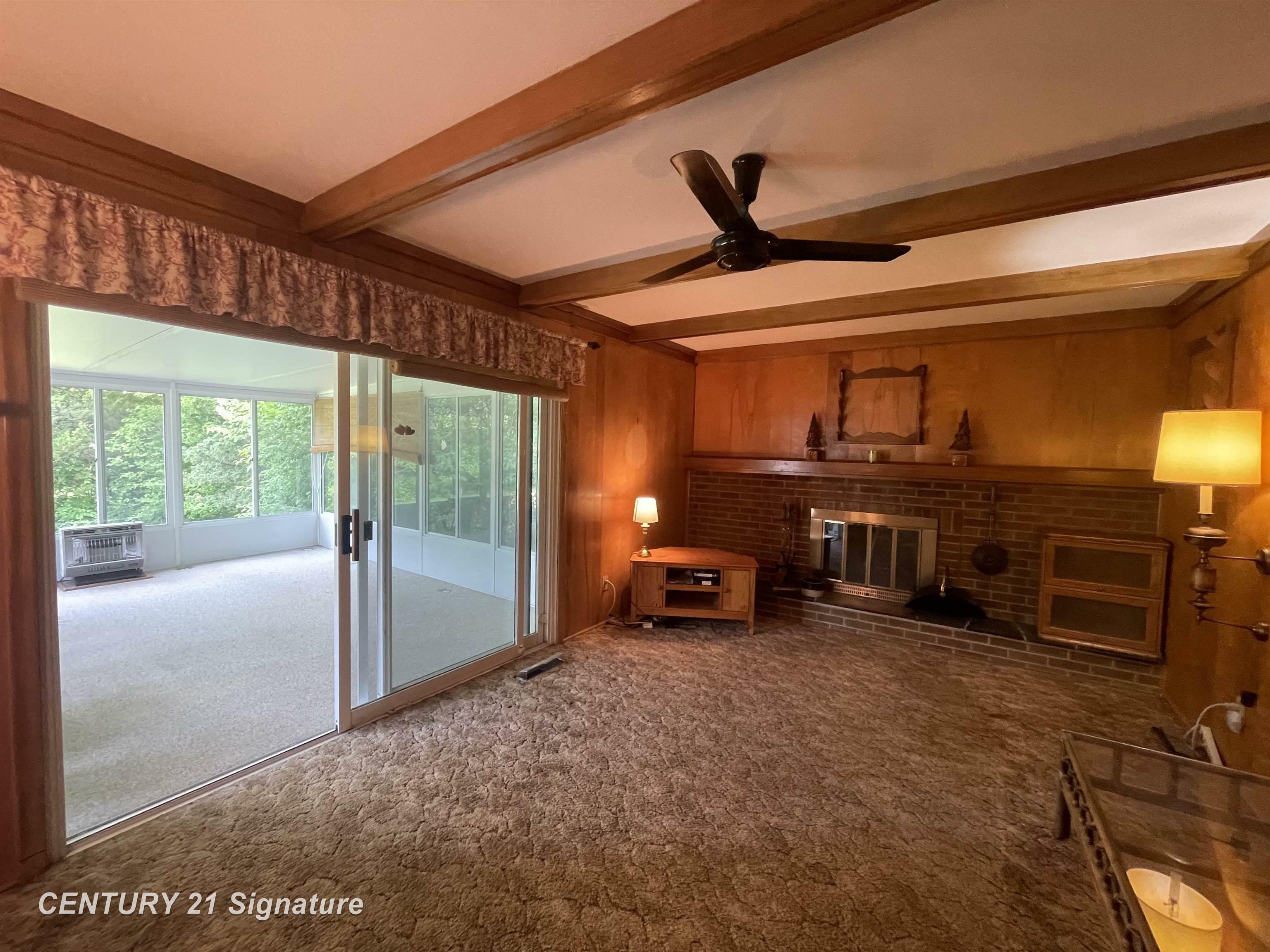 Property Photo: 1045 N Pinecrest Lane MI 48439