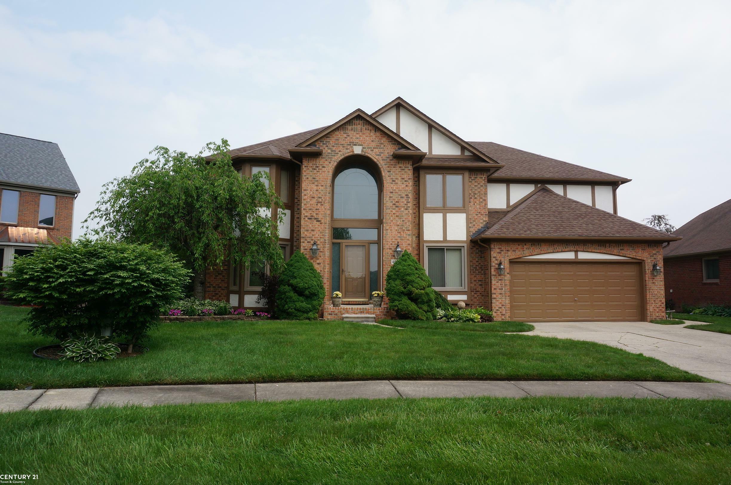 Property Photo: 49954 Willowood Drive MI 48044