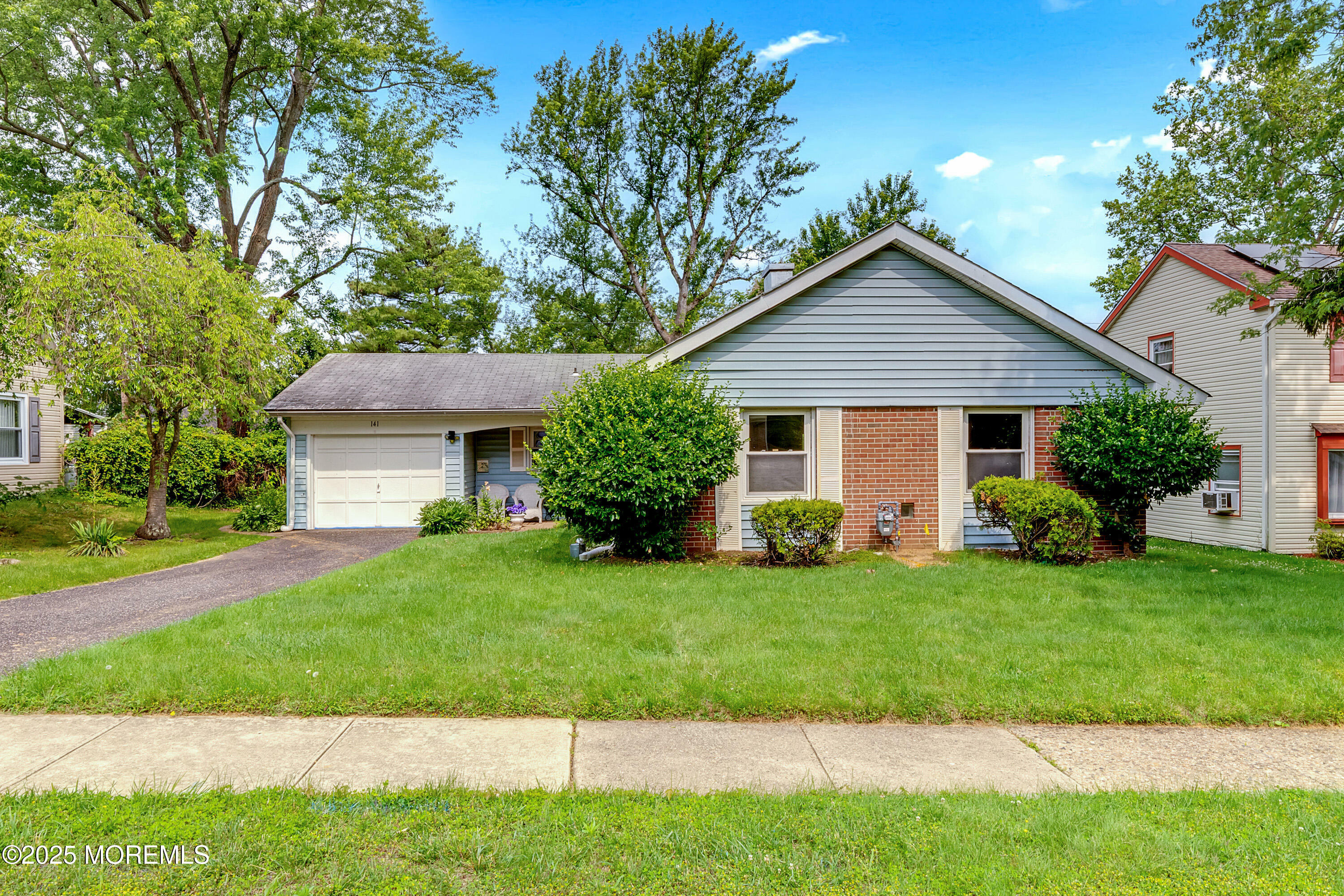 Property Photo: 141 Pheasant Lane NJ 08046
