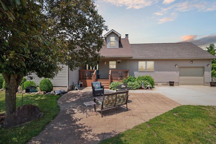1741 N Bunn Road  Hillsdale MI 49242 photo