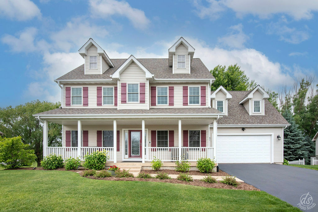 141 Mary Hamsmith Court  Sycamore IL 60178 photo