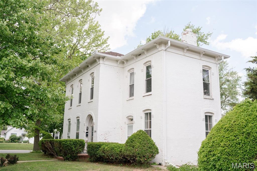 Property Photo: 124 W Ross Street MO 63461