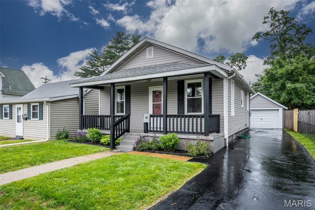 Property Photo: 119 W Penning Avenue IL 62095