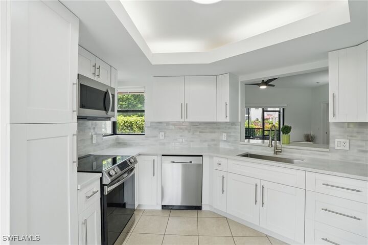 Property Photo:  547 Serendipity Drive  FL 34108 