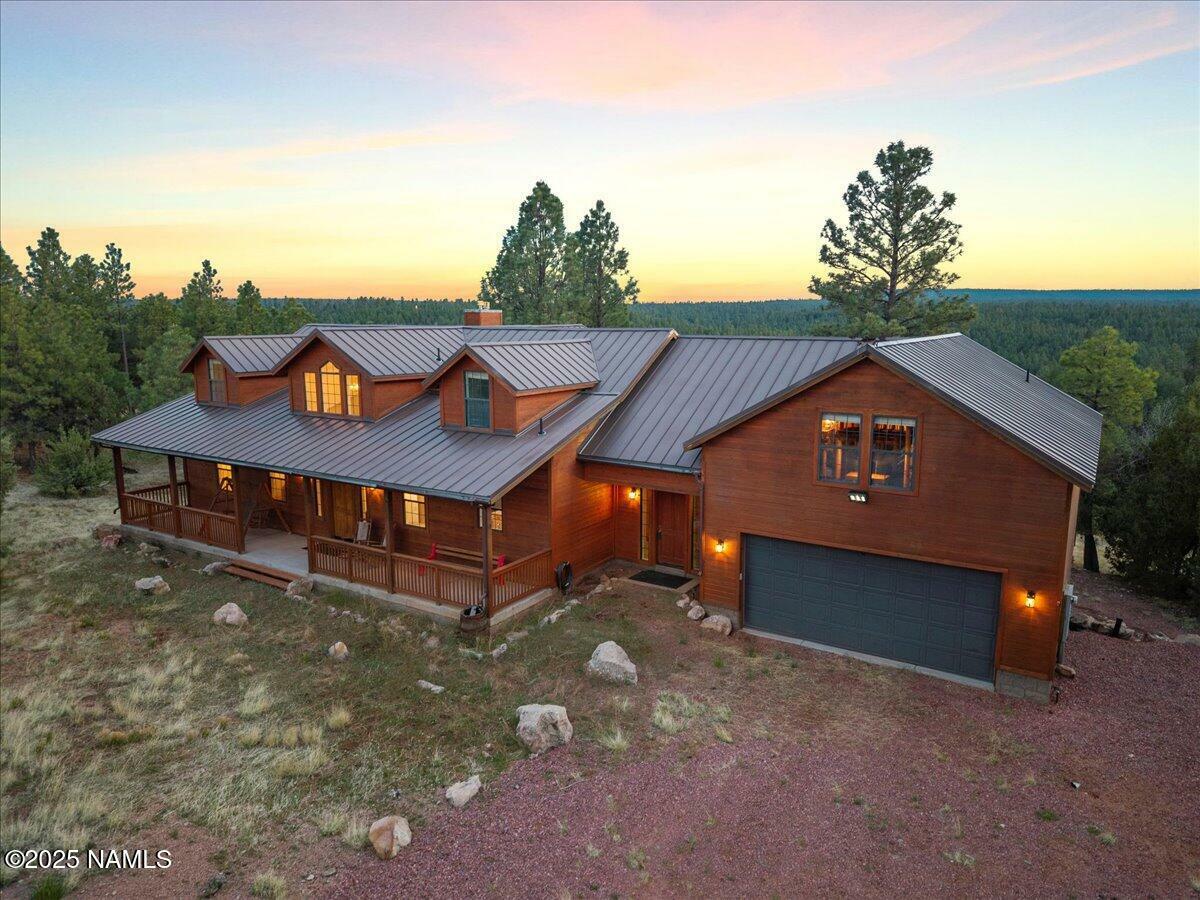 Property Photo: 718 Kohners Ridge Drive AZ 86024