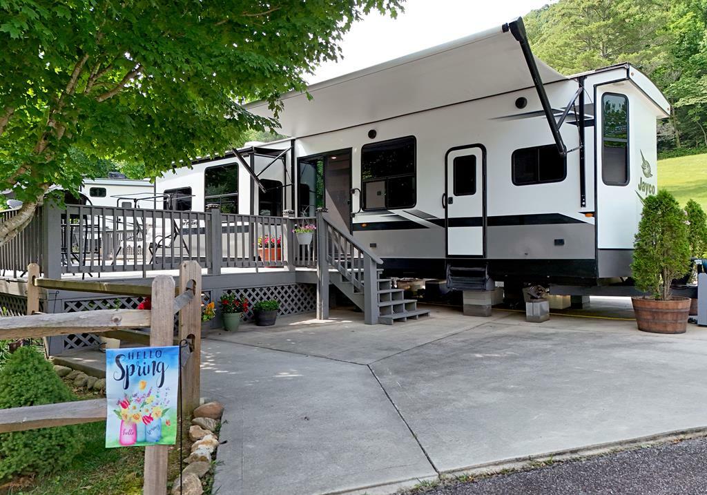 Property Photo: 17 Lauren Drive GA 30512