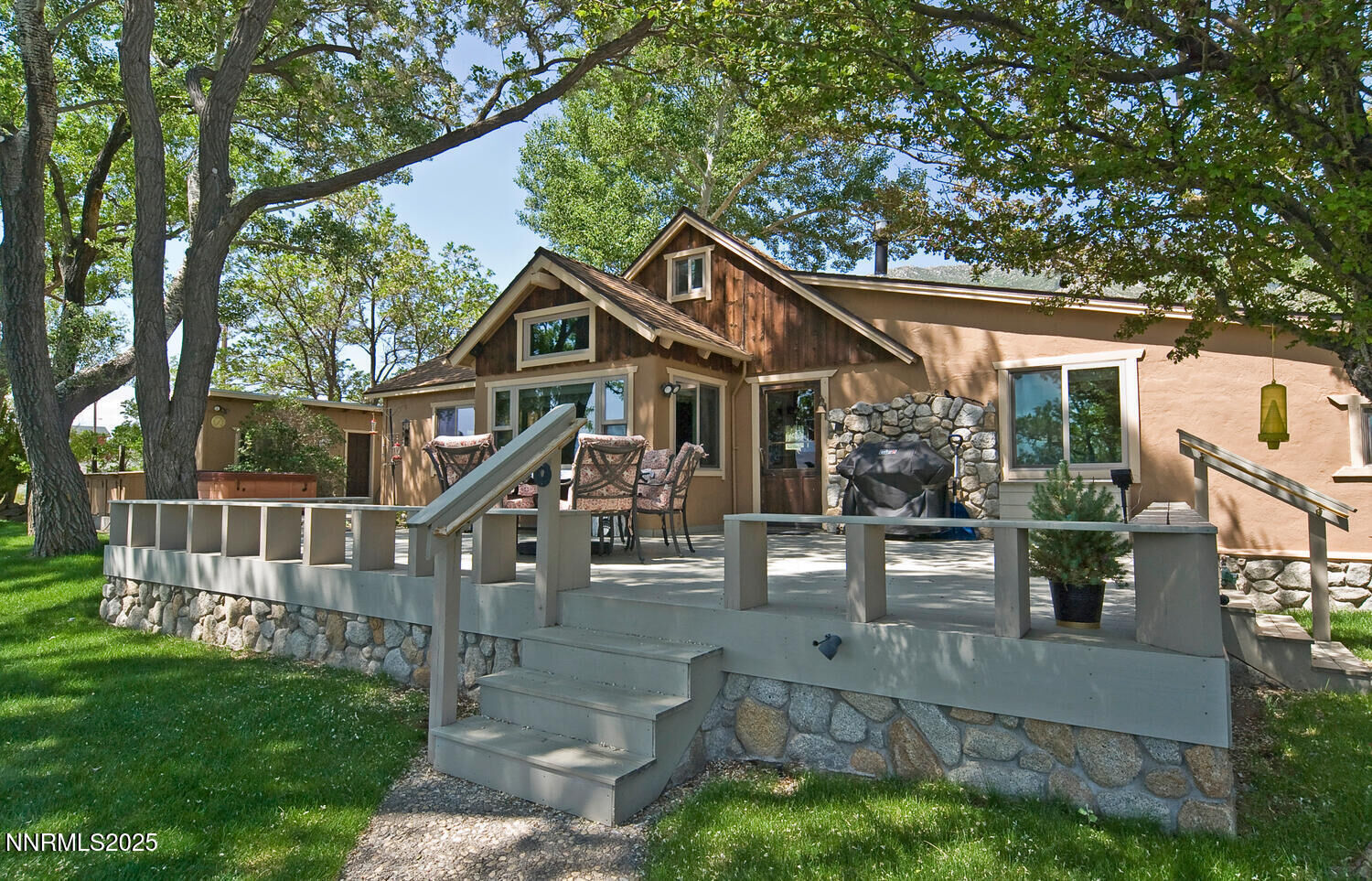 Property Photo:  2020 Emigrant Trail  CA 96120 