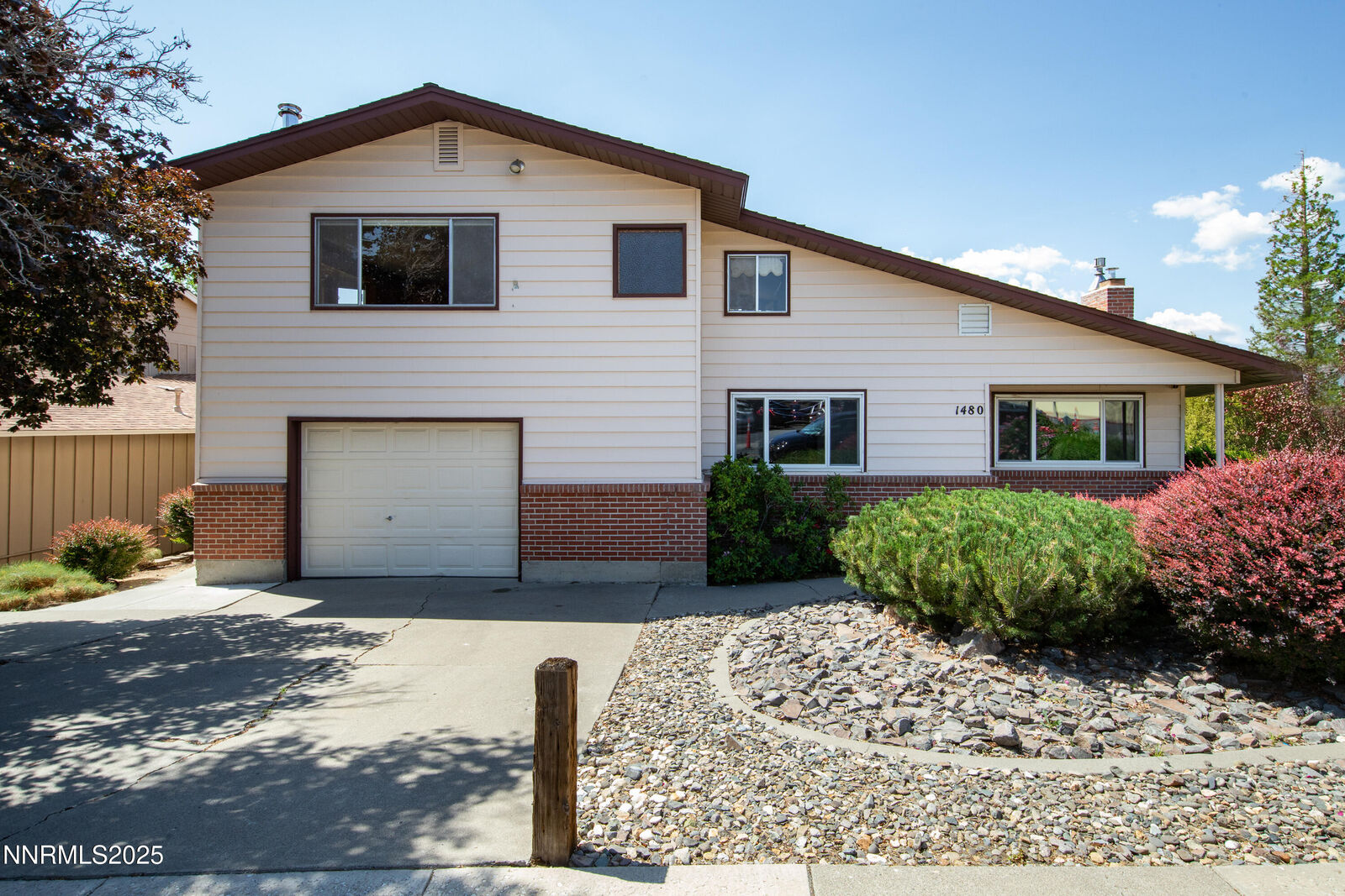 Property Photo: 1480 Grandview Avenue NV 89503