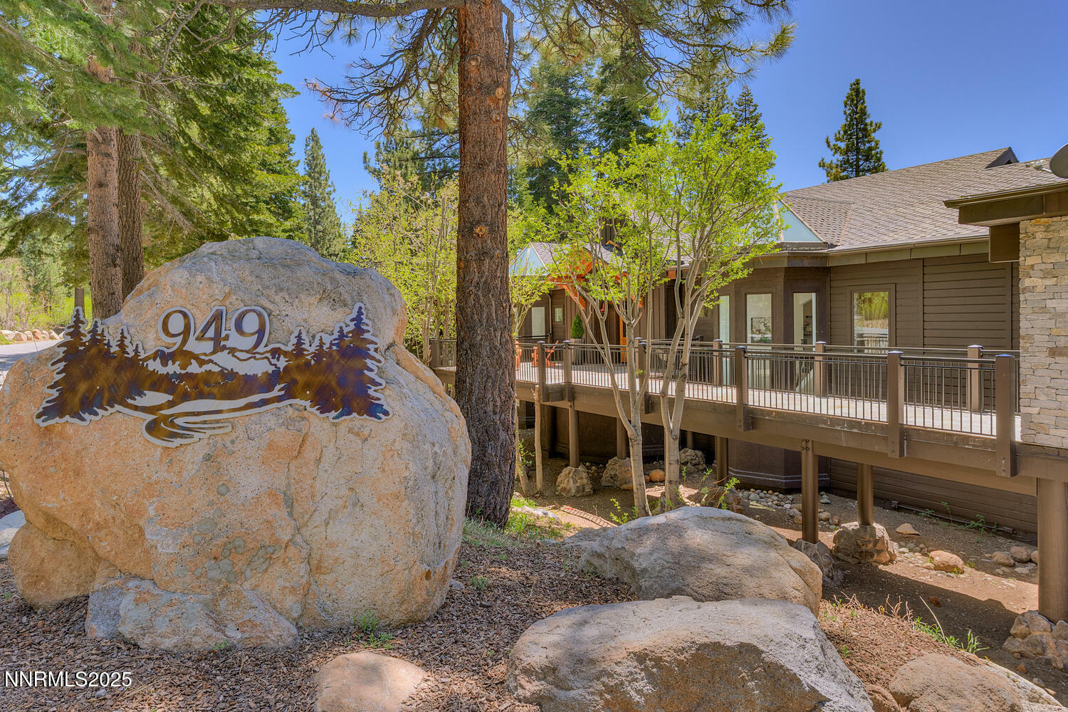 Property Photo: 949 Fairview Boulevard NV 89451