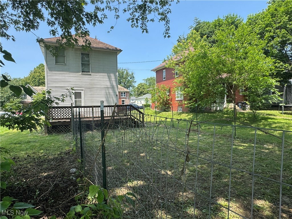 Property Photo: 736 Homewood Avenue OH 43701