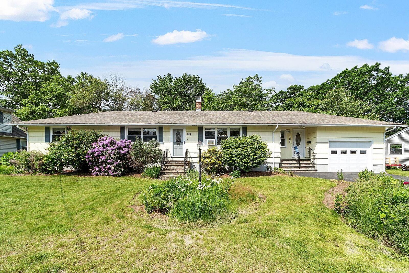 Property Photo:  188 Cody Street  NH 03109 
