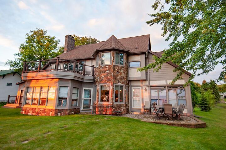 Property Photo: 2762 Old County Road 120 NE MN 56308