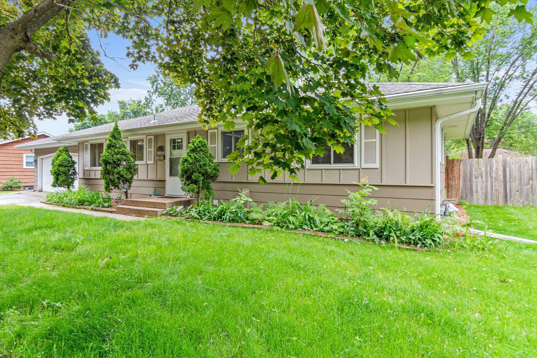 Property Photo: 6425 Major Avenue N MN 55429
