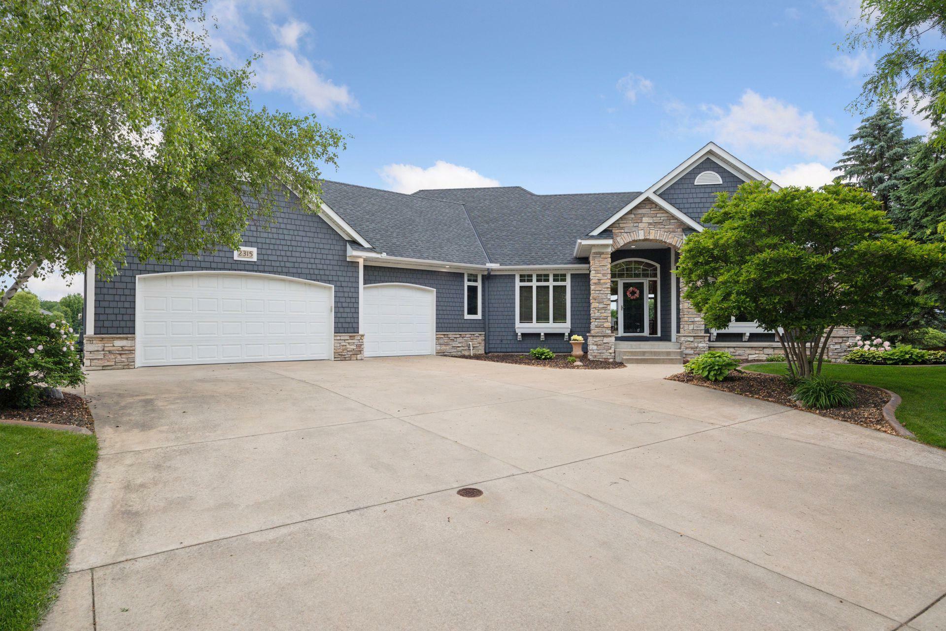 Property Photo: 2315 Gold Point MN 55386