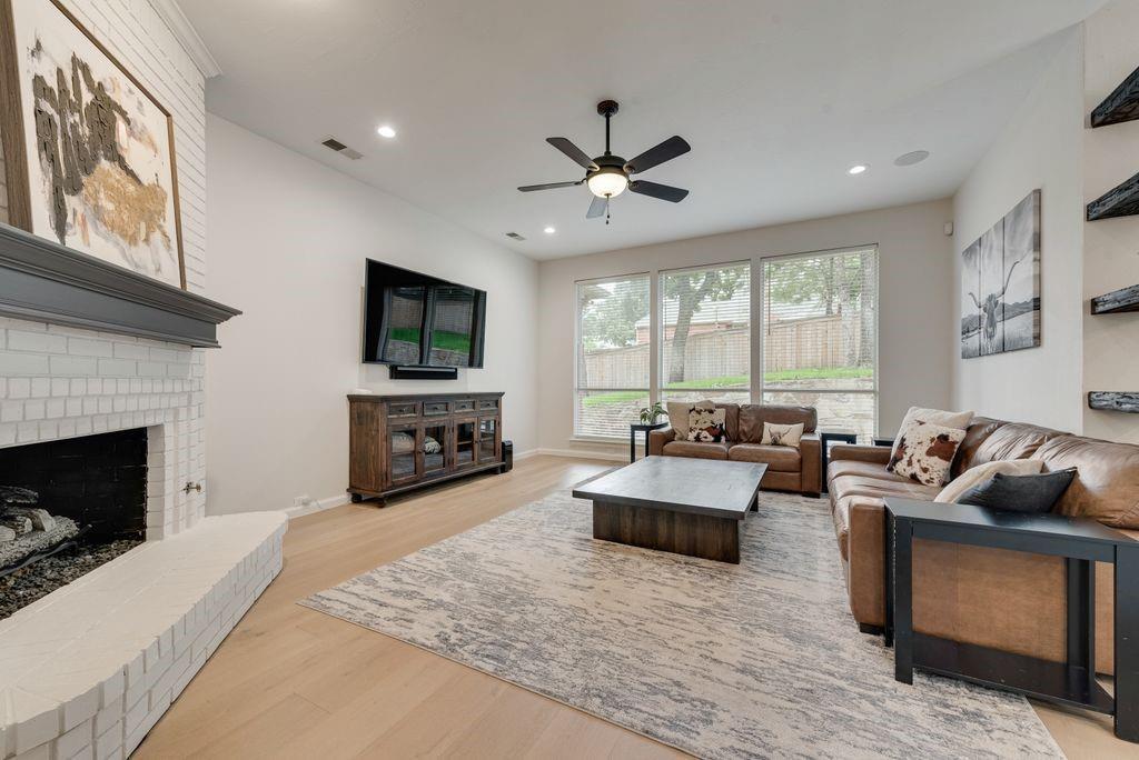 Property Photo: 3400 Wt Parr Road TX 76051