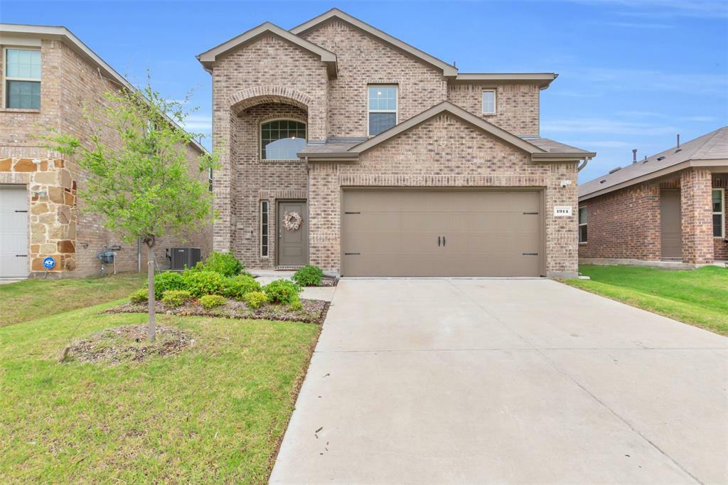 Property Photo: 1914 Washoe Street TX 75126