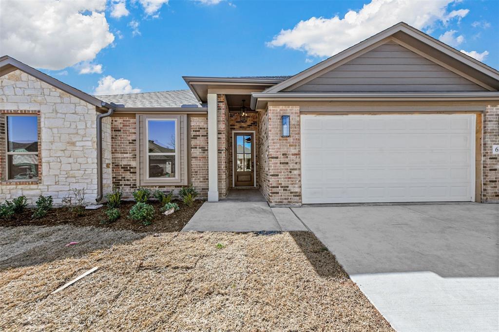 633 Mooney Drive  Saginaw TX 76179 photo