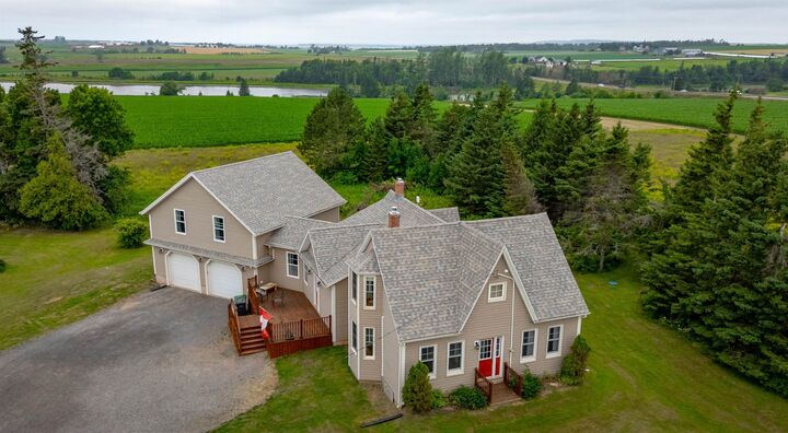 Property Photo: 279 Riverview Crescent PE C0A 2E0