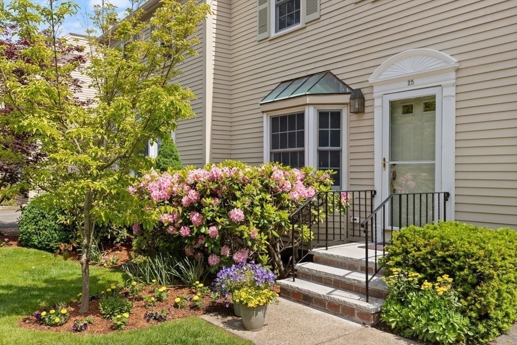 Property Photo: 25 Valiant Way 25 MA 01970