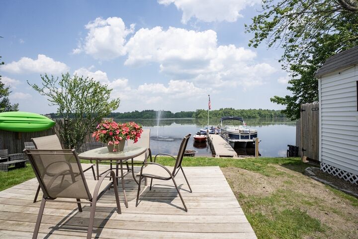 Property Photo:  15 Maple St  NH 03848 