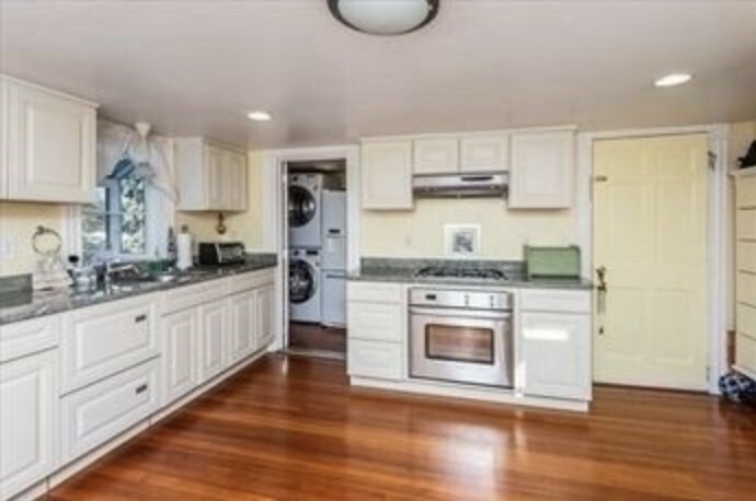 Property Photo: 116 Central J MA 02035
