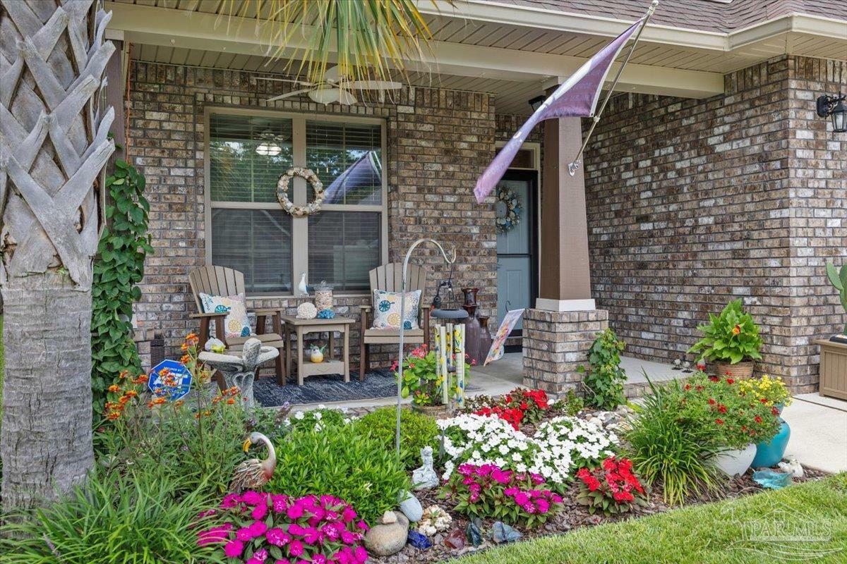 Property Photo:  3920 Shady Grove Dr  FL 32571 
