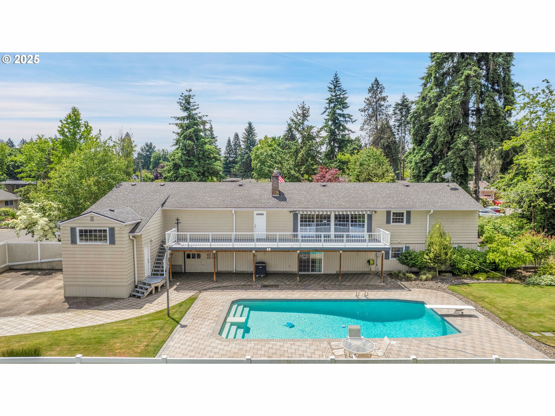 Property Photo: 11675 SW Lynn St OR 97223