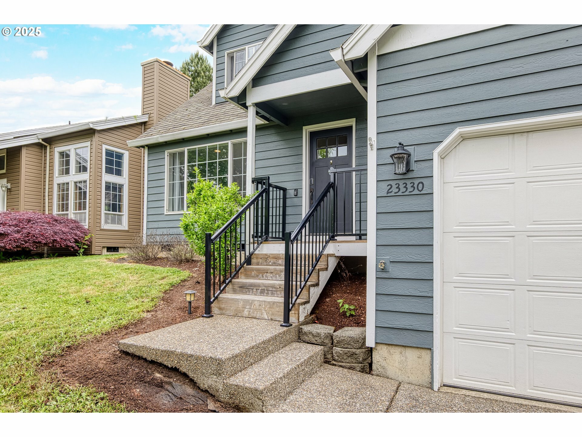 Property Photo: 23330 SW Orchard Heights Pl OR 97140