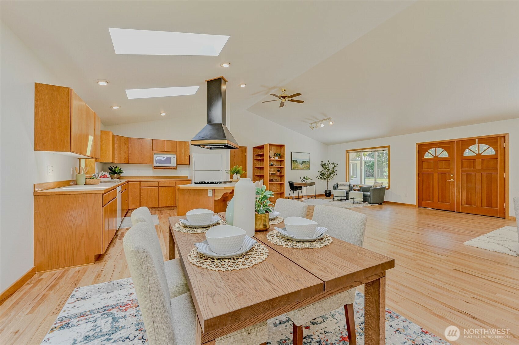 Property Photo: 326 Cook Ave Ext WA 98638