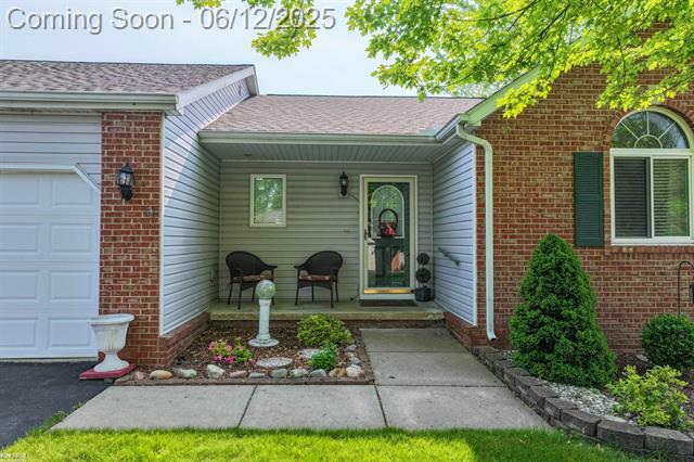 Property Photo: 1273 Crystal Pointe Circle MI 48430