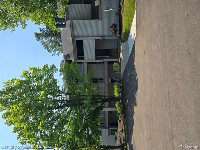 Property Photo: 5714 N Creeks Crossing MI 49690