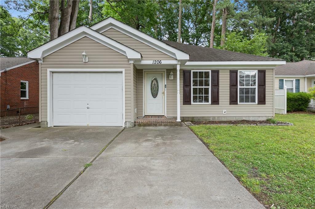 Property Photo: 1206 Elder Ave VA 23325
