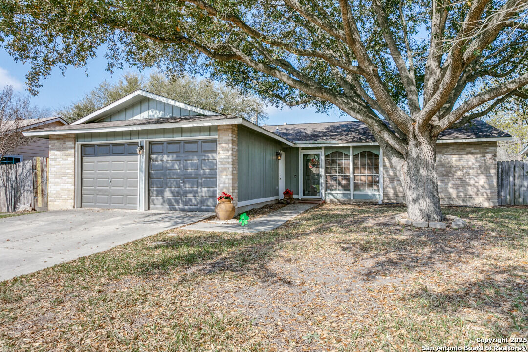 Property Photo: 9921 Flatland TX 78109