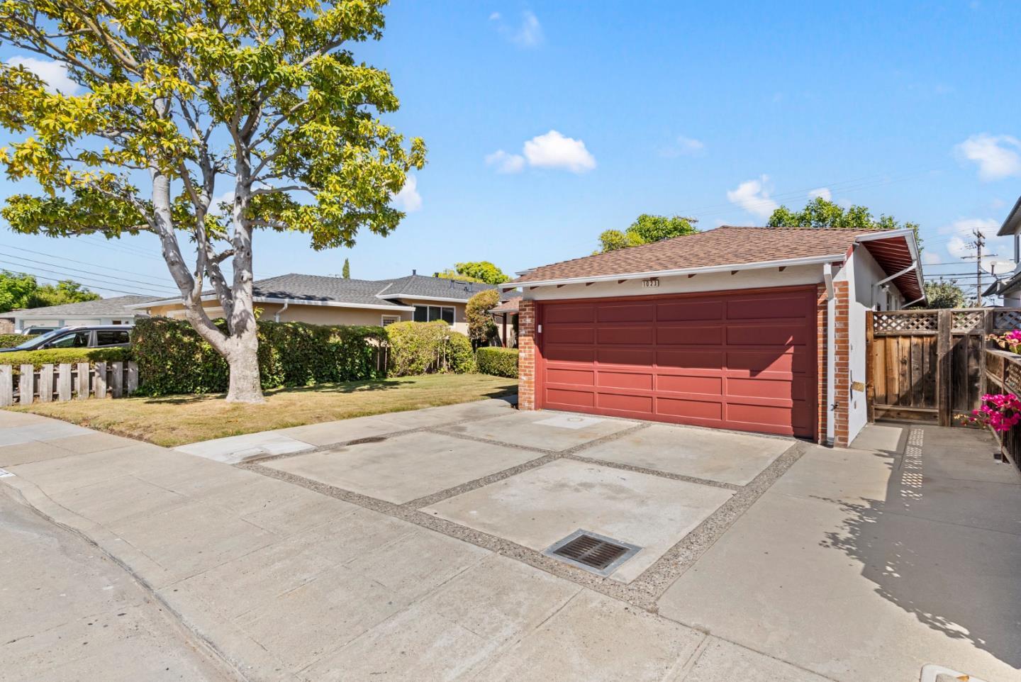Property Photo:  1023 Annapolis Drive  CA 94403 
