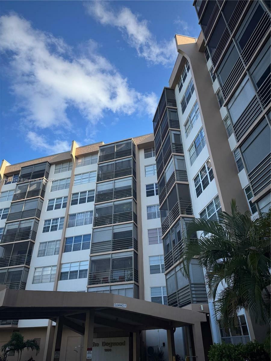 Property Photo: 1100 Saint Charles Pl 203 FL 33026