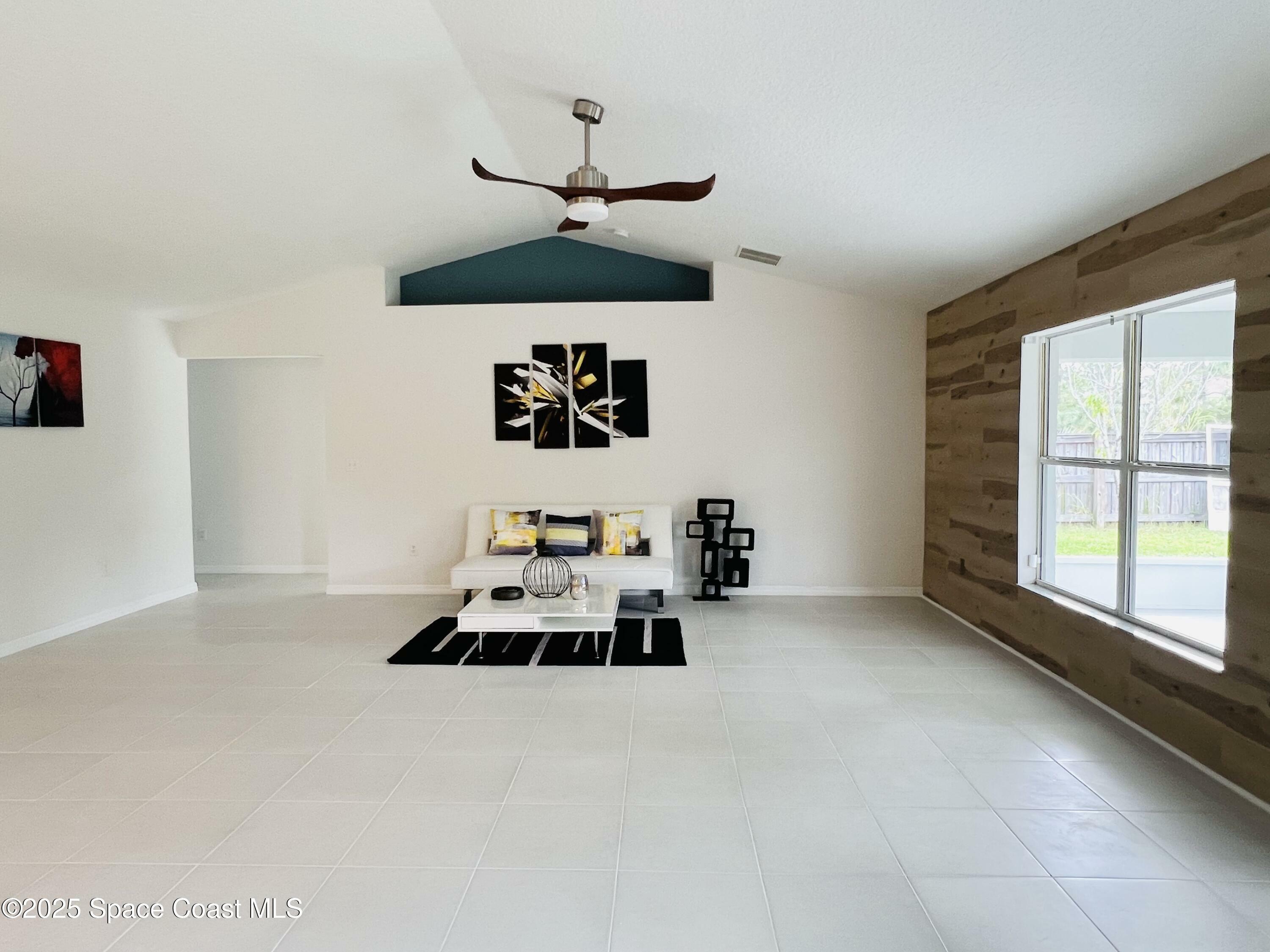 Property Photo: 476 Garbelmann Street SW FL 32908