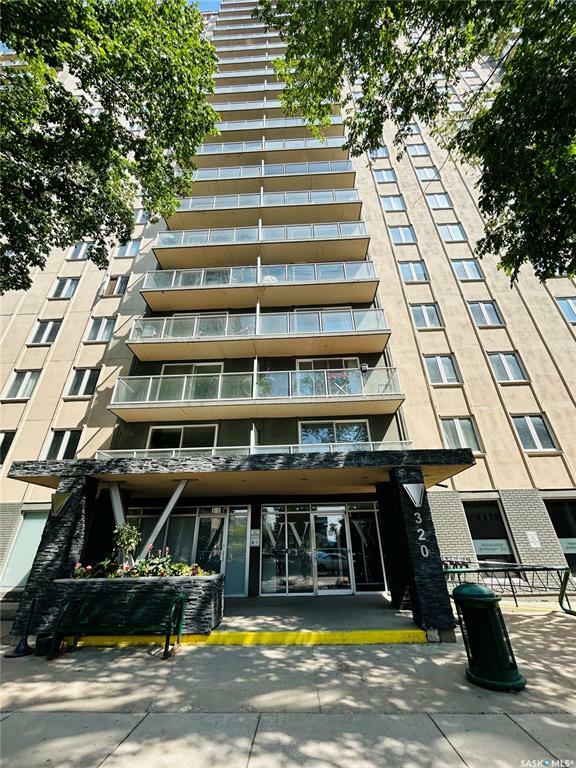 Property Photo: 320 5th Avenue N 305 SK S7K 2P5
