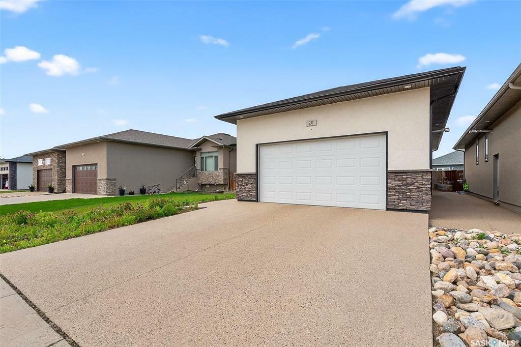 Property Photo: 20 Hodges Crescent SK S6J 0B1