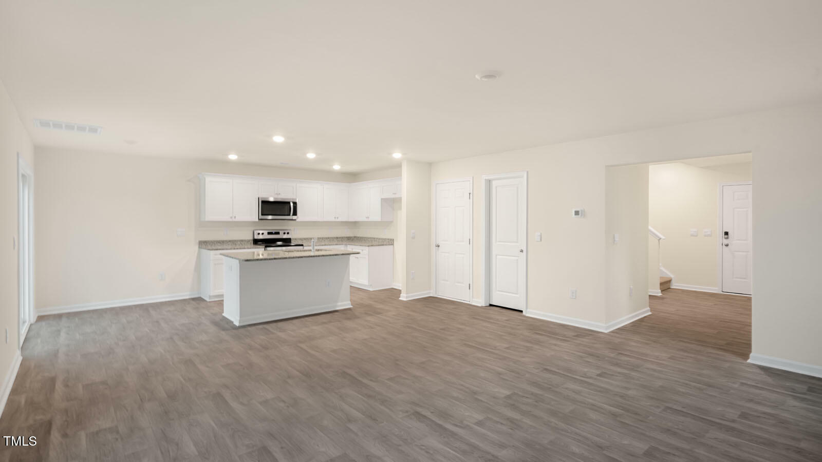Property Photo: 5525 Musket Court NC 27610