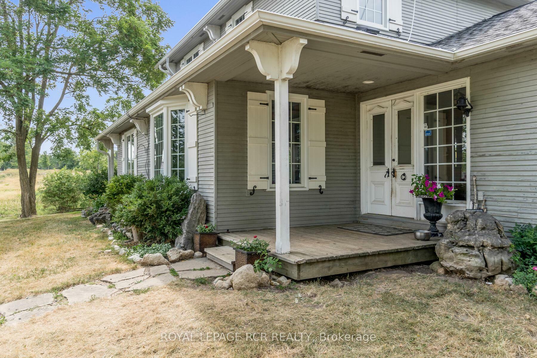 Property Photo: 5031 Sixth Line ON L7J 2L8