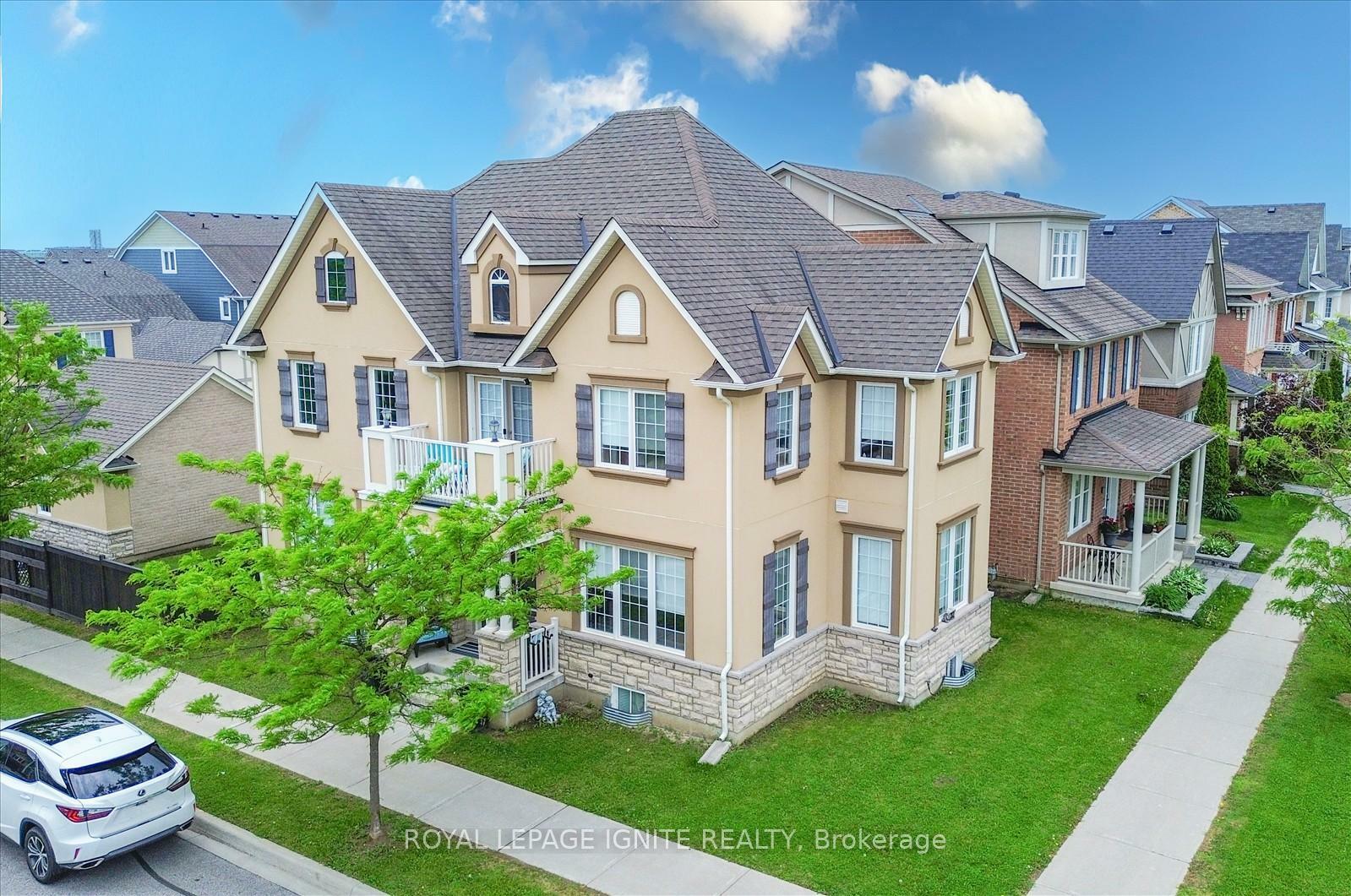 Property Photo: 233 Cornell Park Avenue ON L6B 0W8