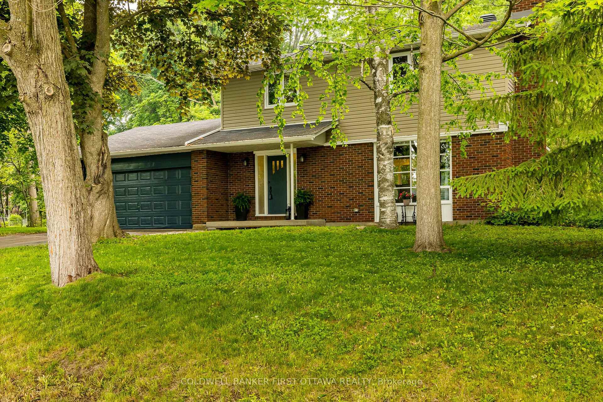 Photo de la propriété: 5455 West River Drive ON K4M 1G7