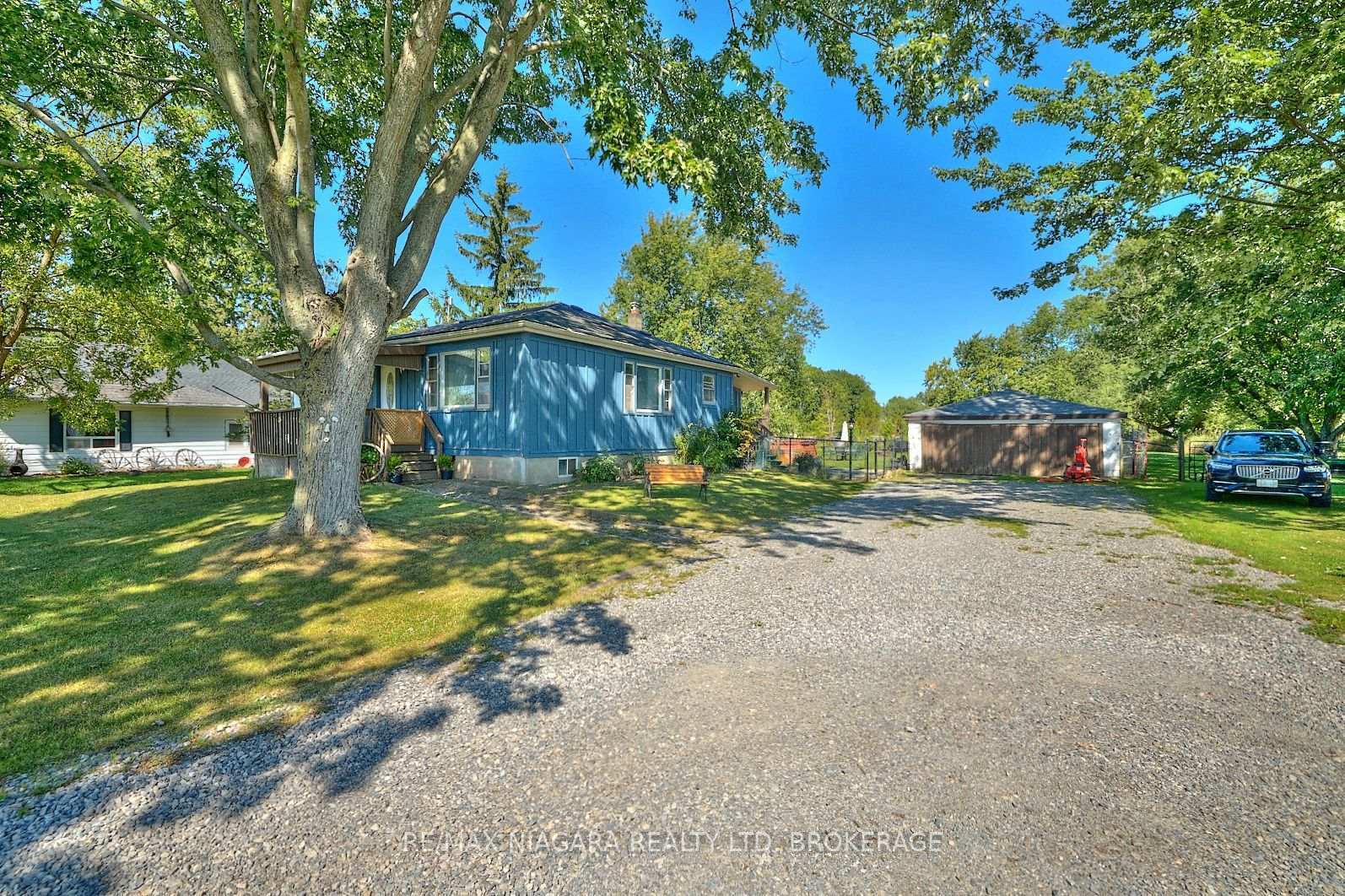 Property Photo: 40252 Forks Road ON L0S 1V0