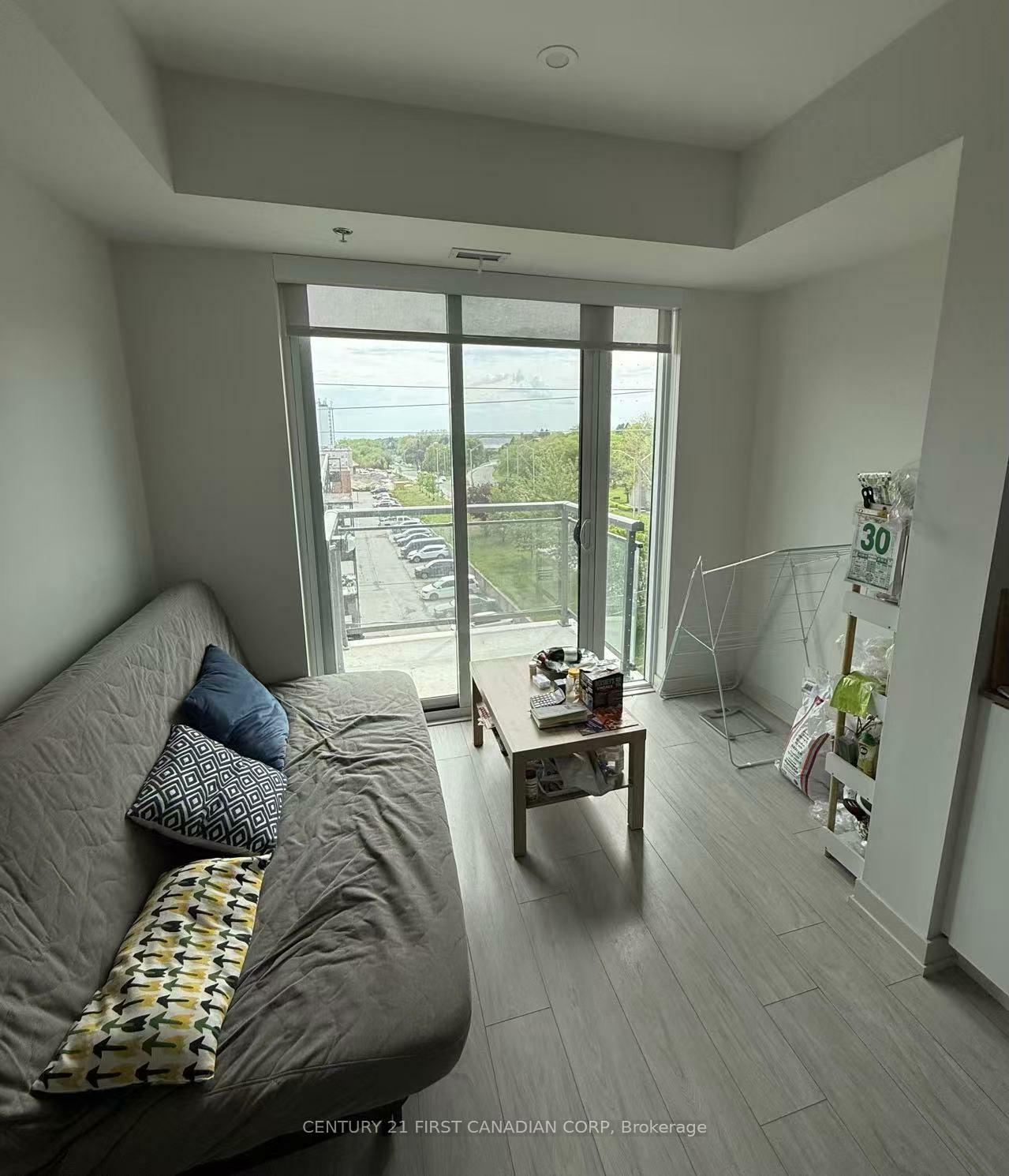 Property Photo: 90 Glen Everest Rd Road E 422 ON M1N 0C3