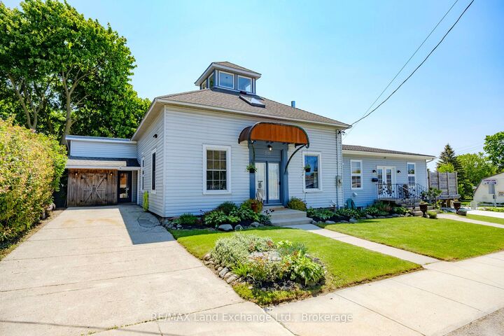 Property Photo: 511 Havelock Street ON N0G 2H0