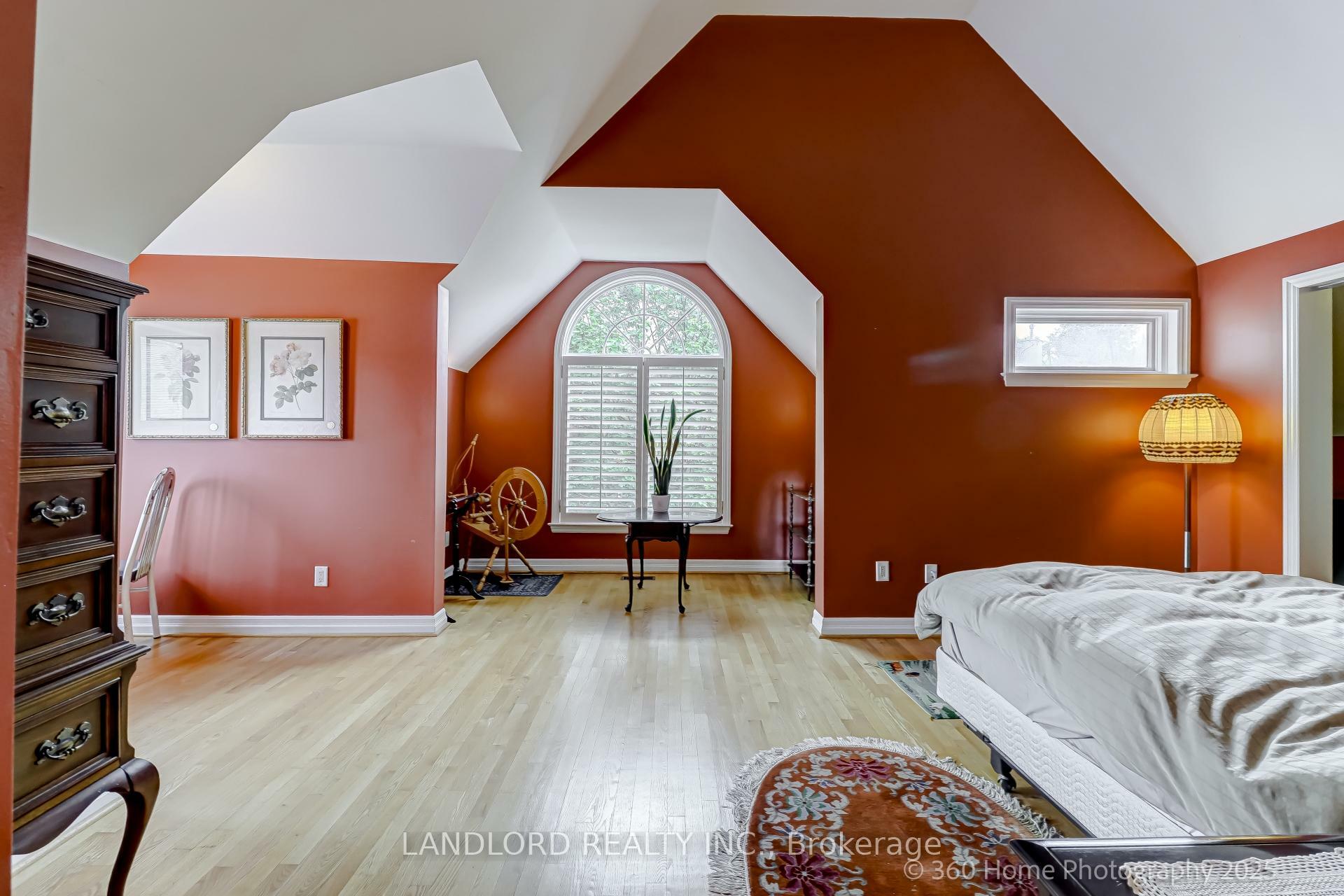 140 McKee Avenue  Toronto ON M2N 4C4 photo