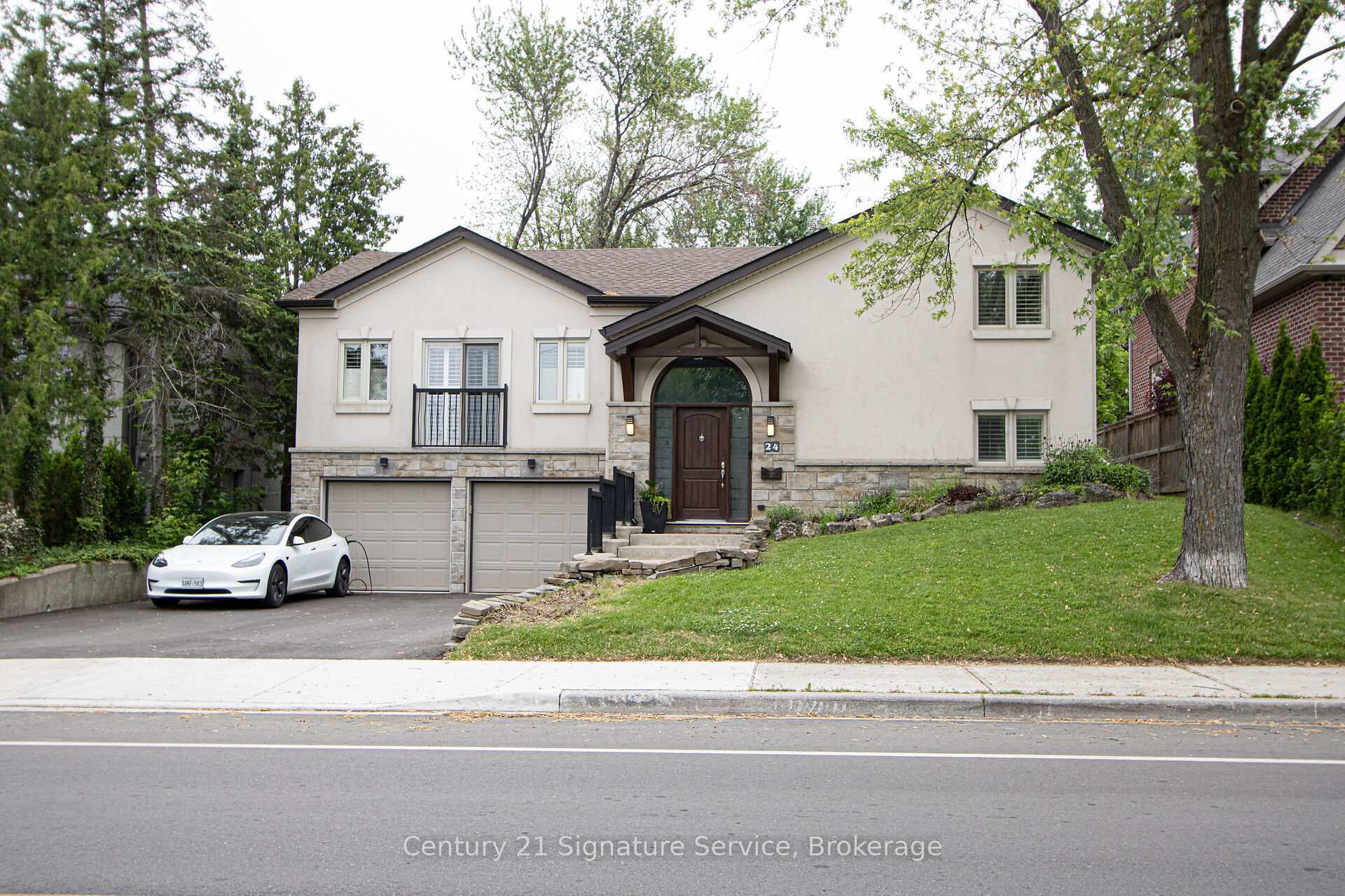24 Joymar Drive  Mississauga ON L5M 1E9 photo