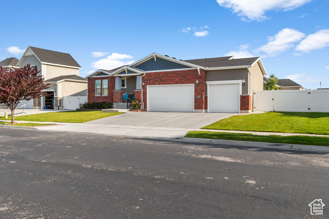 Property Photo: 1458 W 600 S UT 84075
