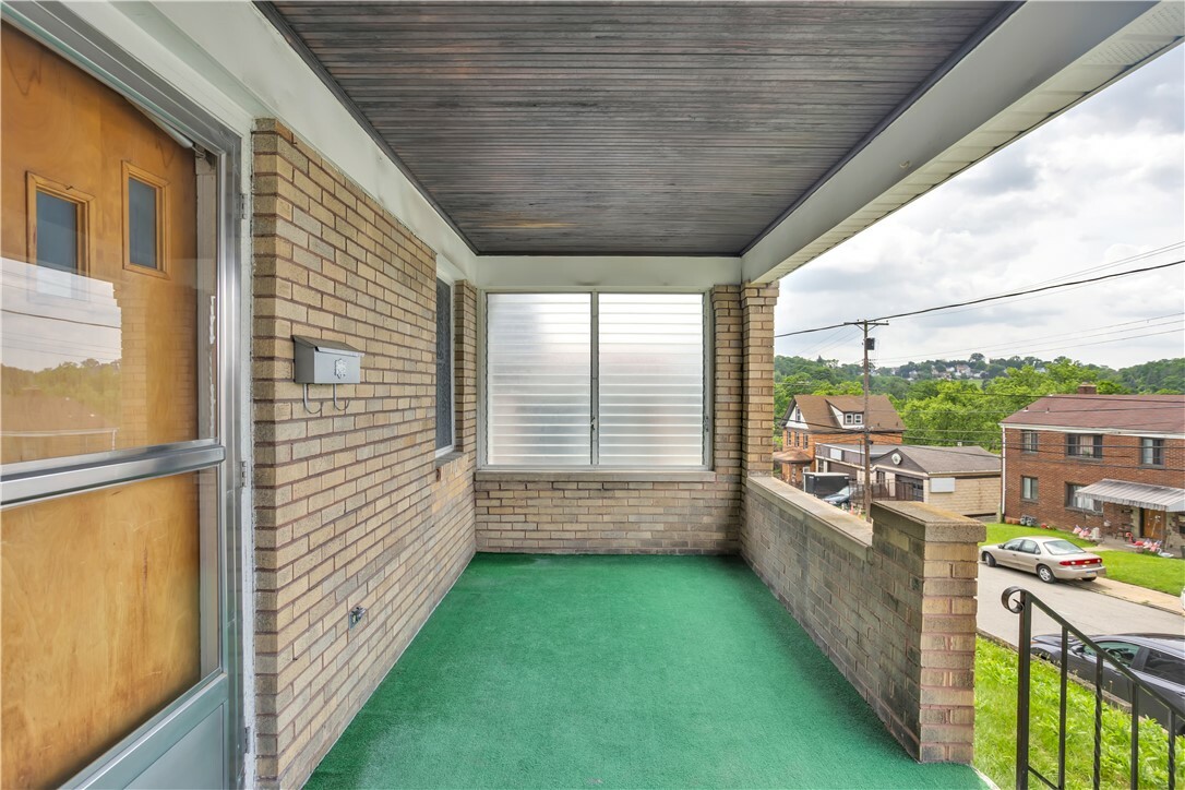Property Photo: 199 Madeline St PA 15210