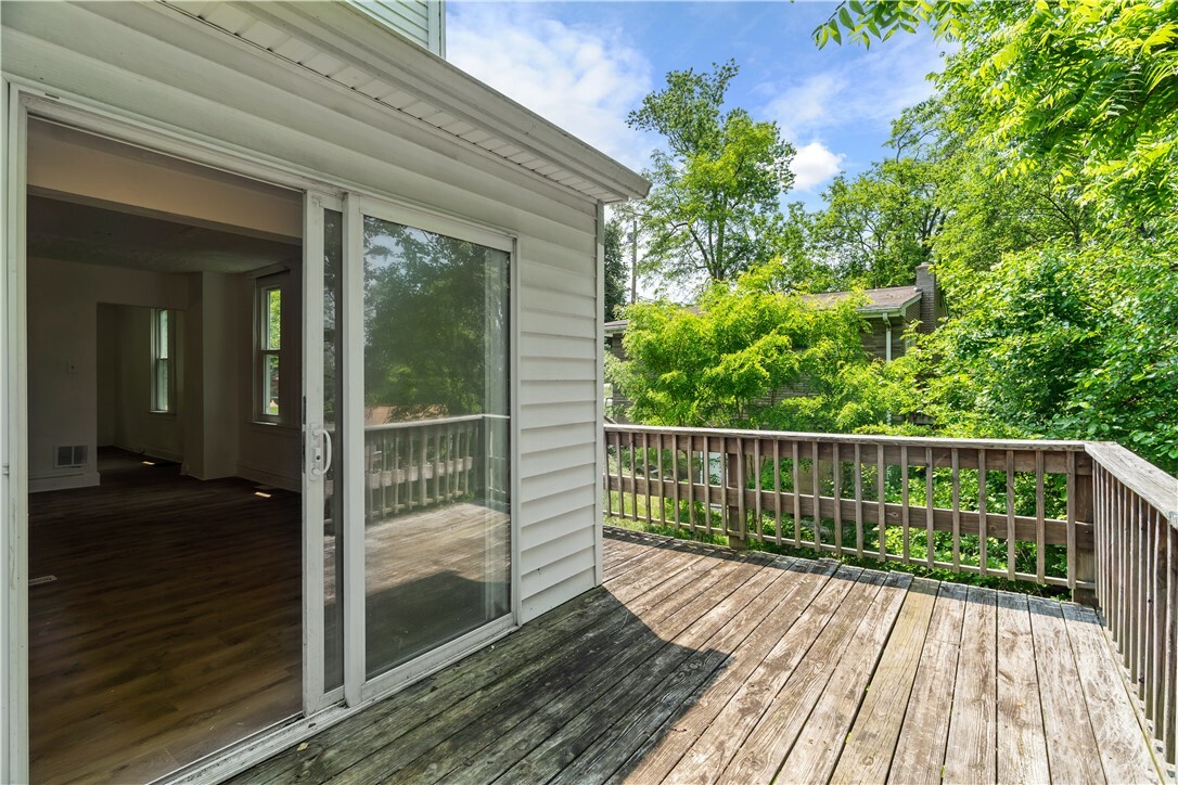 Property Photo: 1567 Princeton Blvd PA 15221